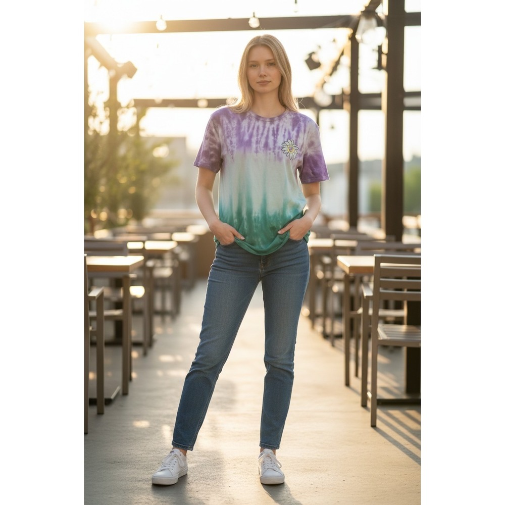 Buc-ee's Tie Dye T-Shirt Small Purple Green‎ Camping Van Graphic Short sleeve